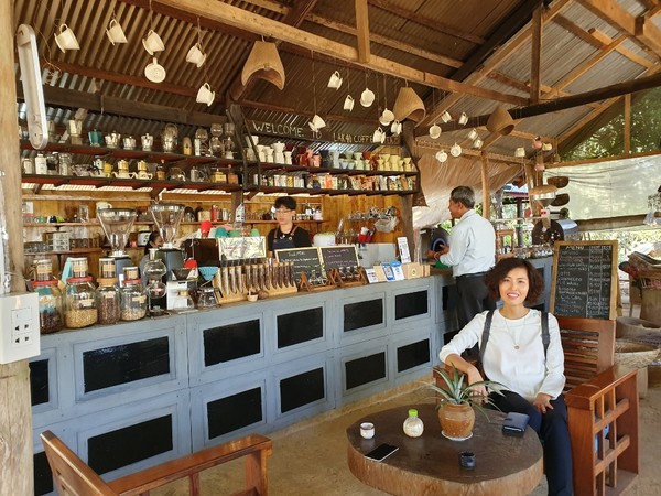 커피 농장의 카페